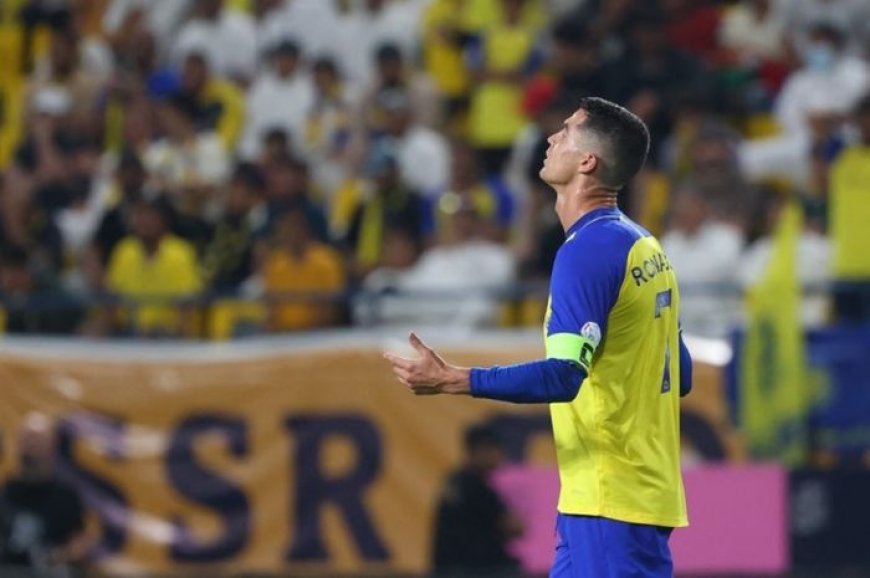 Berkelas! Gol Freekick Super Jauh Ronaldo Selamatkan Al Nassr dari Kekalahan