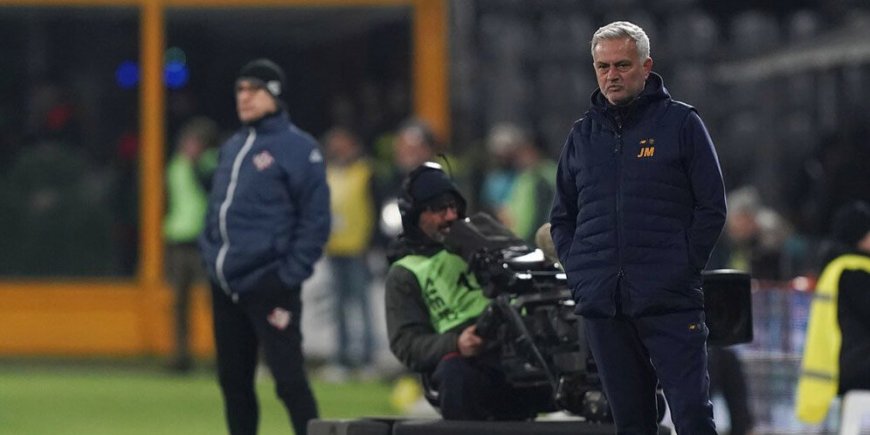 Punya Pesan Penting, Jose Mourinho Ingin Bertemu Pemilik AS Roma Segera!