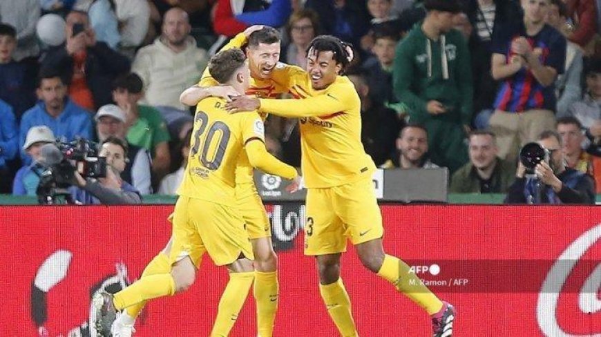 Inilah Hasil Elche Vs Barcelona 0-4: Lewandowski Cetak Brace, Blaugrana Menjauh dari Real Madrid - Tribun-bali.com