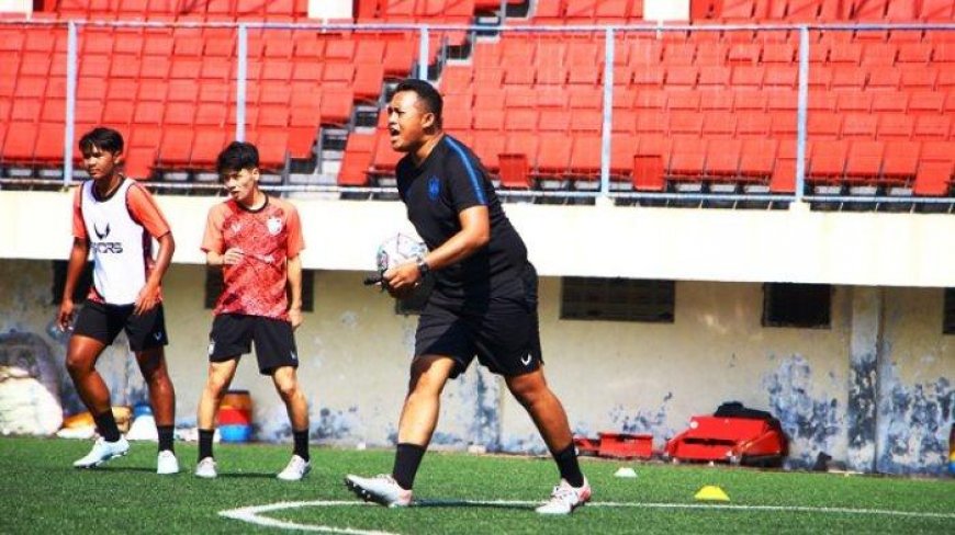 Imran Nahumarury dan Achmad Resal Arsiteki Malut United, Suporter PSIS Semarang Tanggapi Sinis