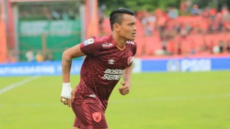 Ferdinand Sinaga Resmi Dilepas Persis Solo, PSM Makassar dan Barito Putera Bersaing Ketat Rebut Tanda Tangan