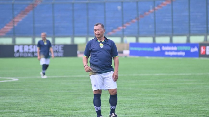 Legenda Persib Tak Sabar Hadapi Borussia Dortmund Legend: Juara Liga Indonesia Vs Bundesliga dan UCL