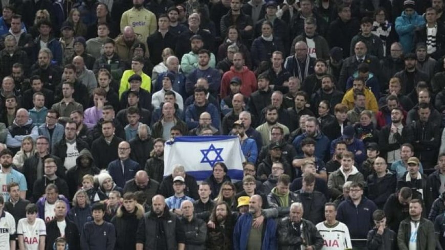 Sudah Dilarang Premier League, Bendera Israel Malah Berkibar Kandang Tottenham