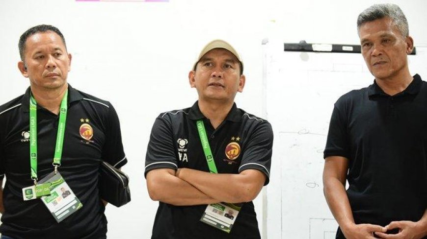 Bukan Target Lolos Liga 1, Manajemen Sriwijaya FC Kontrak Hendri Susilo Misi Selamatkan Degradasi