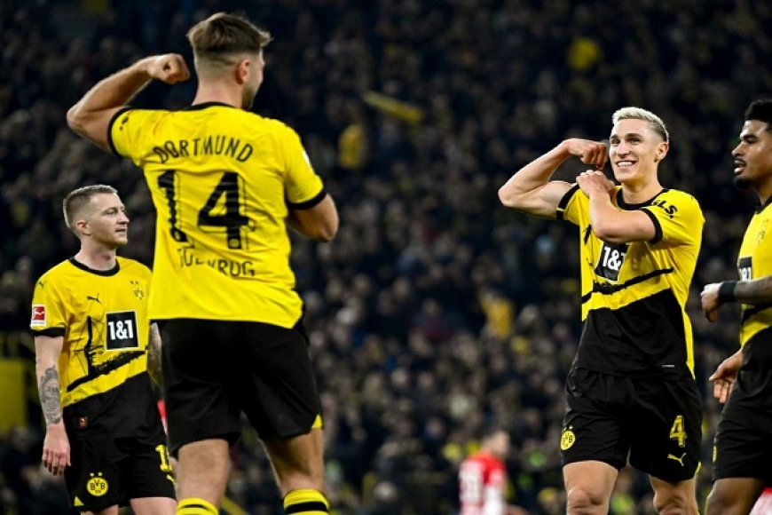 Dortmund Hajar Freiburg 3-0, Kembali Masuk Zona Liga Champions