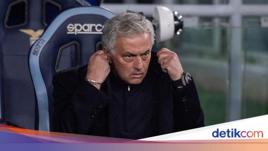 Perasaan Mourinho ke AS Roma Meski Dipecat