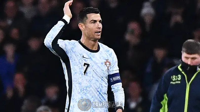 Cristiano Ronaldo Diberitahu